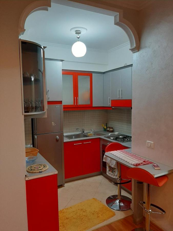 ベラトApartament Egzoni City Centerアパートメント エクステリア 写真
